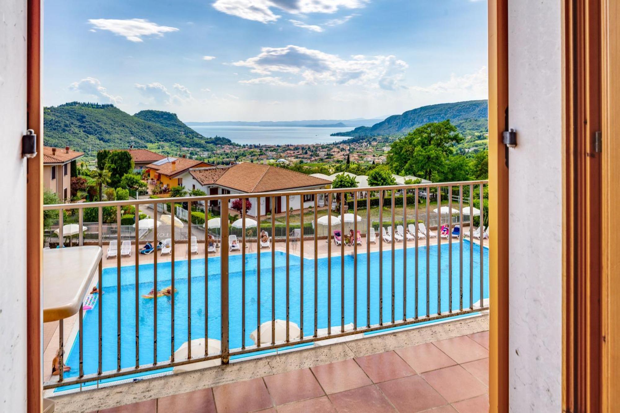 Appartamenti San Carlo Костермано Экстерьер фото